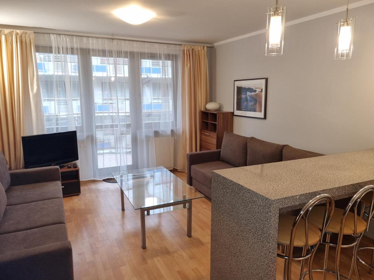 Апартаменты Apartament Cafe Del Mar Свиноуйсьце Экстерьер фото